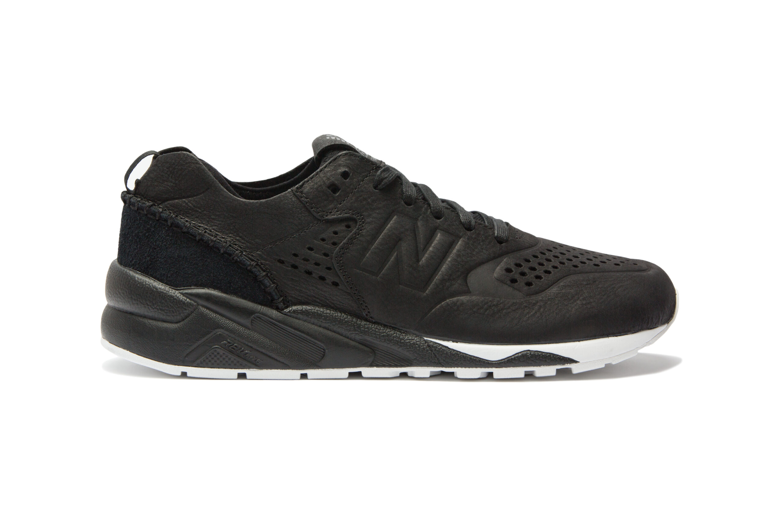 wings and horns new balance 580