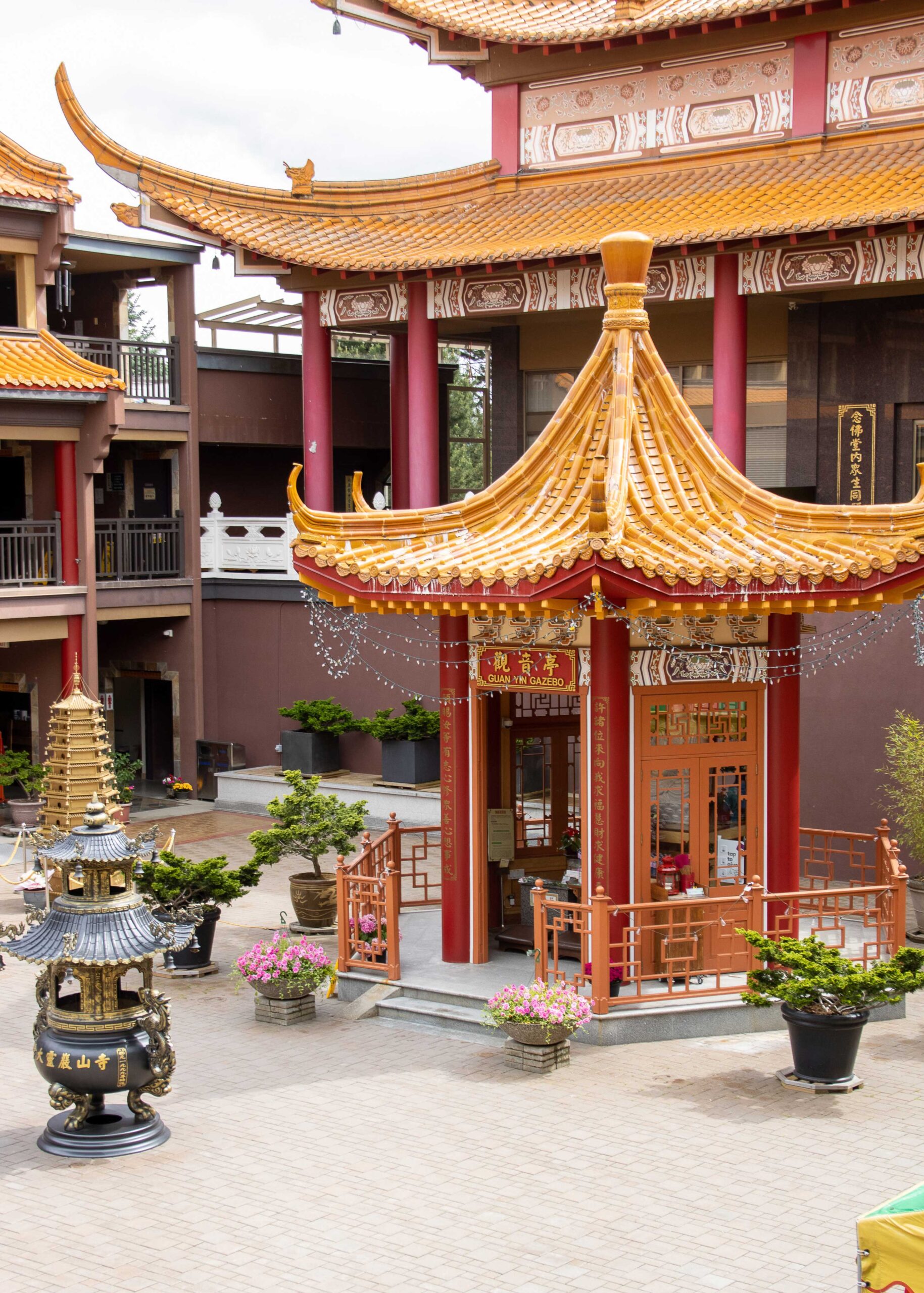 Lingyen Mountain Temple, Doors Open Richmond.